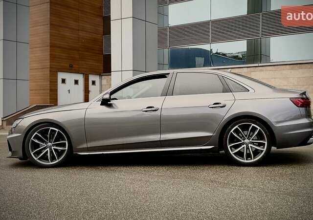 Серый Ауди А4, объемом двигателя 2 л и пробегом 107 тыс. км за 27500 $, фото 2 на Automoto.ua