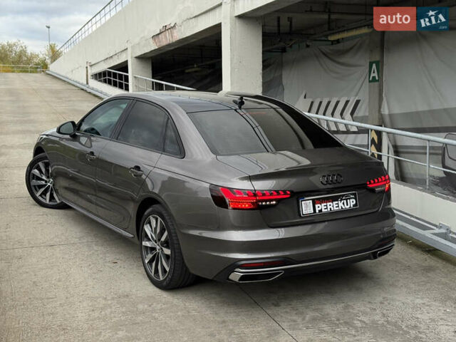 Ауді А4 2020 у Києві на Automoto.ua Сірий Ауді А4, об'ємом двигуна 1.98 л та пробігом 72 тис. км за 31499 $, фото 3 на Automoto.ua