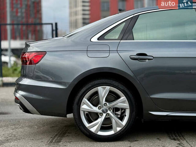 Сірий Ауді А4, об'ємом двигуна 2 л та пробігом 23 тис. км за 35900 $, фото 11 на Automoto.ua