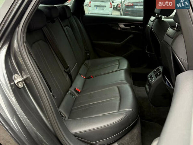 Сірий Ауді А4, об'ємом двигуна 2 л та пробігом 23 тис. км за 35900 $, фото 23 на Automoto.ua