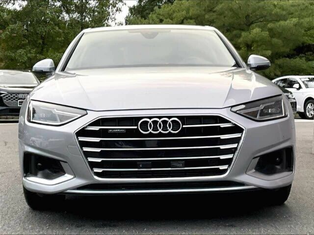 Серый Ауди А4, объемом двигателя 2 л и пробегом 43 тыс. км за 10087 $, фото 1 на Automoto.ua