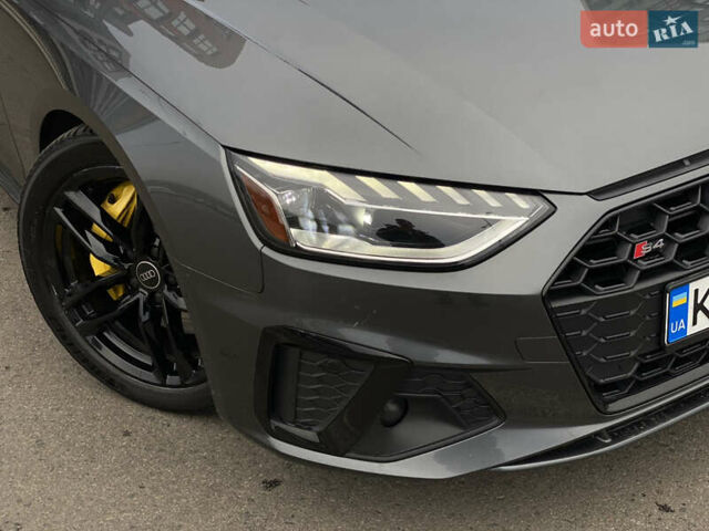 Серый Ауди А4, объемом двигателя 1.98 л и пробегом 67 тыс. км за 27999 $, фото 2 на Automoto.ua