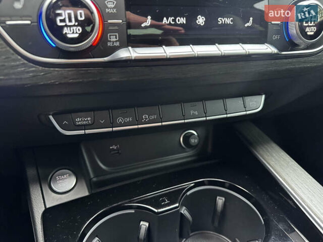 Серый Ауди А4, объемом двигателя 2 л и пробегом 111 тыс. км за 26900 $, фото 29 на Automoto.ua