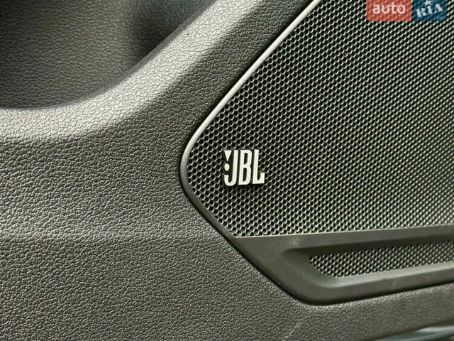 Сірий Ауді А4, об'ємом двигуна 2 л та пробігом 23 тис. км за 35900 $, фото 41 на Automoto.ua