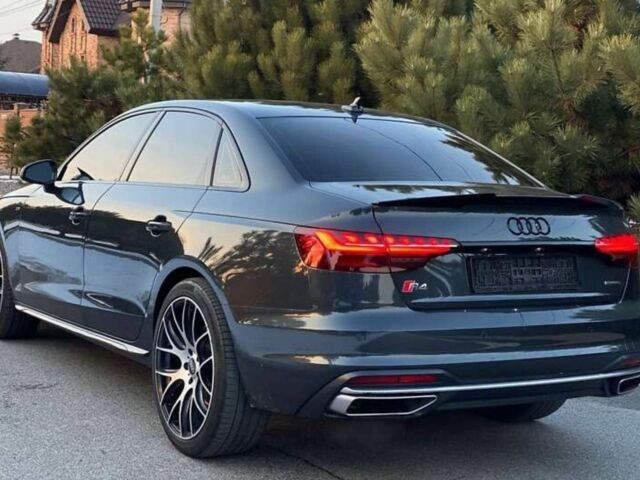 Серый Ауди А4, объемом двигателя 2 л и пробегом 72 тыс. км за 21000 $, фото 3 на Automoto.ua