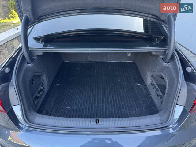 Серый Ауди А4, объемом двигателя 2 л и пробегом 41 тыс. км за 26800 $, фото 29 на Automoto.ua