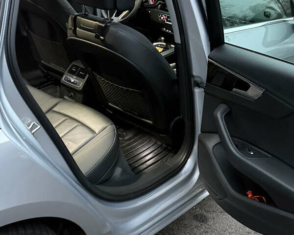 Серый Ауди А4, объемом двигателя 1.97 л и пробегом 39 тыс. км за 27222 $, фото 12 на Automoto.ua