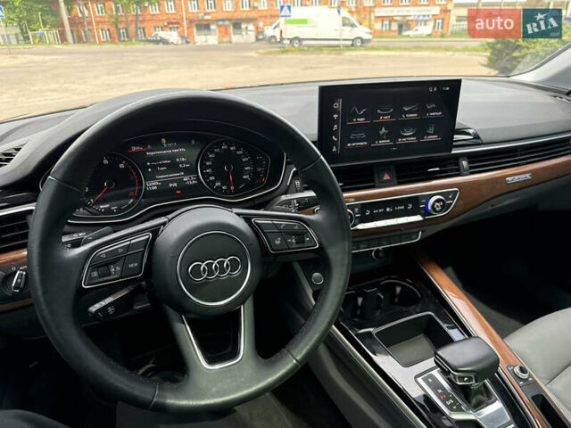 Сірий Ауді А4, об'ємом двигуна 2 л та пробігом 52 тис. км за 23200 $, фото 16 на Automoto.ua
