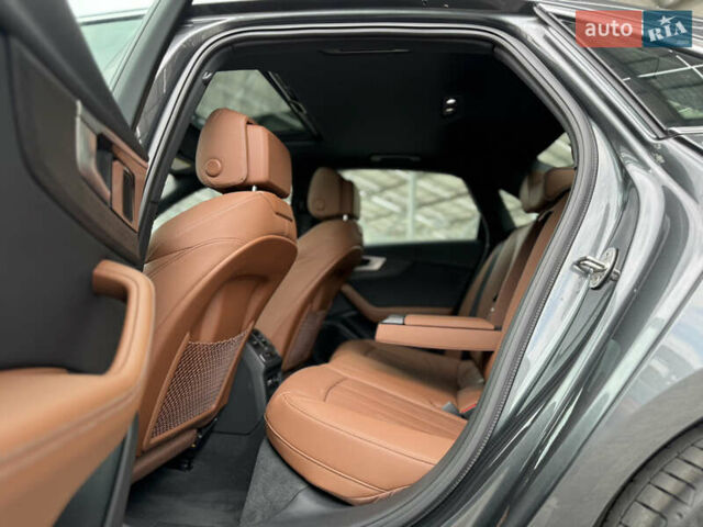Сірий Ауді А4, об'ємом двигуна 2 л та пробігом 10 тис. км за 30999 $, фото 69 на Automoto.ua