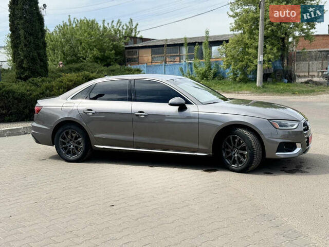 Сірий Ауді А4, об'ємом двигуна 2 л та пробігом 52 тис. км за 23200 $, фото 4 на Automoto.ua