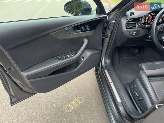 Серый Ауди А4, объемом двигателя 2 л и пробегом 92 тыс. км за 29500 $, фото 41 на Automoto.ua