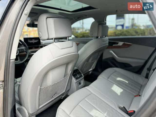 Сірий Ауді А4, об'ємом двигуна 2 л та пробігом 52 тис. км за 23200 $, фото 11 на Automoto.ua