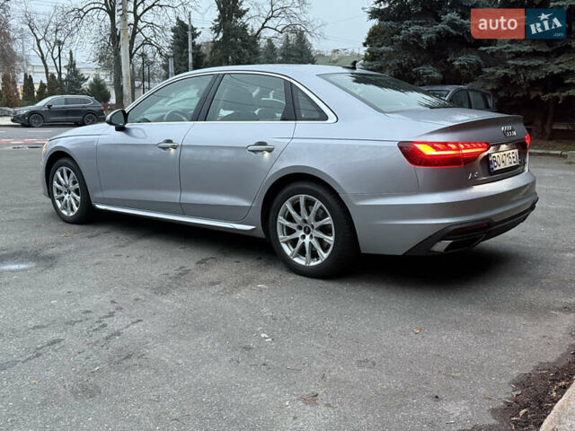 Серый Ауди А4, объемом двигателя 1.97 л и пробегом 39 тыс. км за 27222 $, фото 4 на Automoto.ua