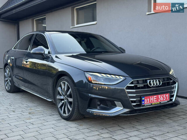 Серый Ауди А4, объемом двигателя 2 л и пробегом 41 тыс. км за 26800 $, фото 1 на Automoto.ua