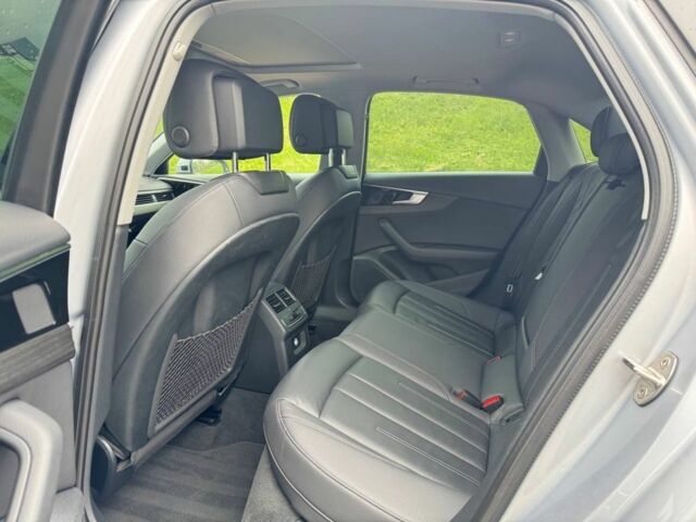 Серый Ауди А4, объемом двигателя 2 л и пробегом 140 тыс. км за 23400 $, фото 12 на Automoto.ua