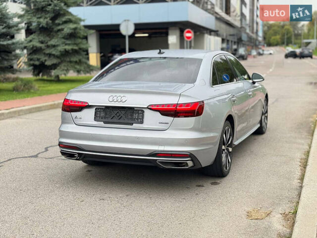 Сірий Ауді А4, об'ємом двигуна 1.98 л та пробігом 141 тис. км за 23400 $, фото 4 на Automoto.ua