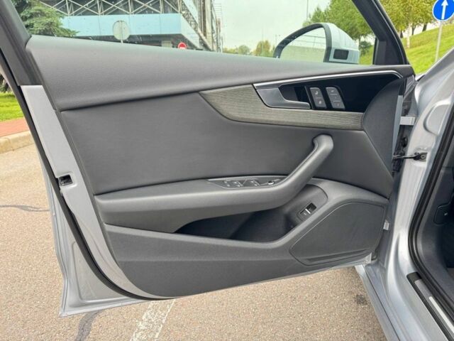 Серый Ауди А4, объемом двигателя 2 л и пробегом 140 тыс. км за 23400 $, фото 8 на Automoto.ua