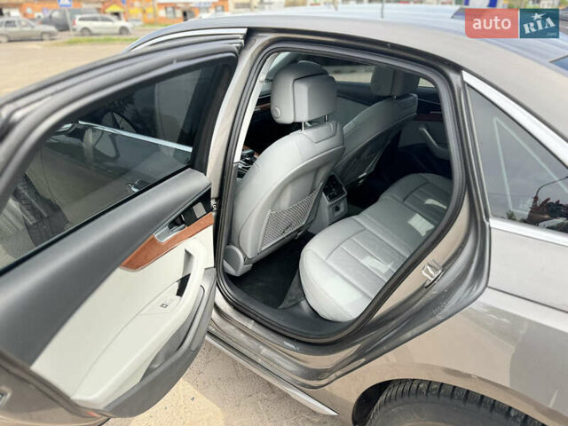 Сірий Ауді А4, об'ємом двигуна 2 л та пробігом 52 тис. км за 23200 $, фото 10 на Automoto.ua