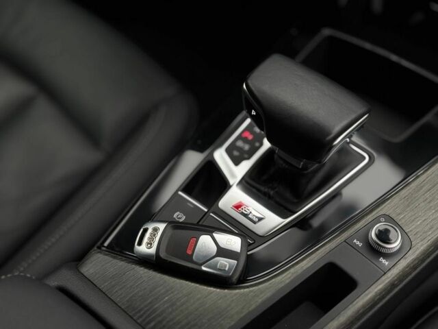 Серый Ауди А4, объемом двигателя 2 л и пробегом 140 тыс. км за 23400 $, фото 18 на Automoto.ua