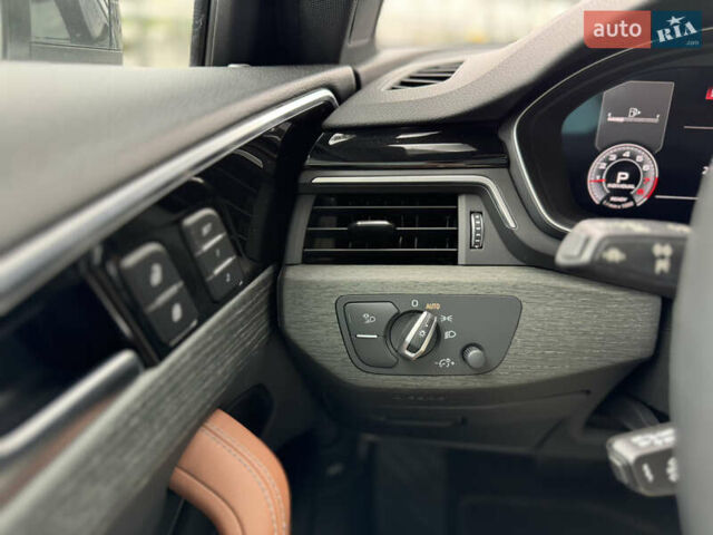 Сірий Ауді А4, об'ємом двигуна 2 л та пробігом 10 тис. км за 30999 $, фото 36 на Automoto.ua