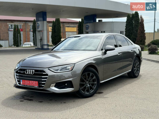 Сірий Ауді А4, об'ємом двигуна 2 л та пробігом 52 тис. км за 23200 $, фото 2 на Automoto.ua