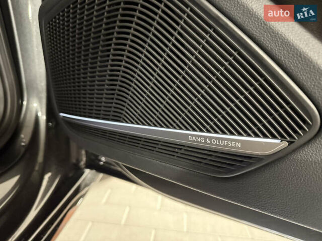 Серый Ауди А4, объемом двигателя 2 л и пробегом 69 тыс. км за 32500 $, фото 19 на Automoto.ua