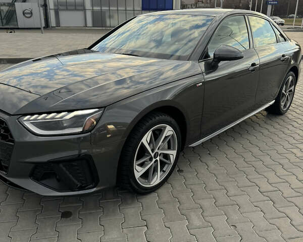 Ауди А4 2021 в Харькове на Automoto.ua Серый Ауди А4, объемом двигателя 2 л и пробегом 35 тыс. км за 30400 $, фото 13 на Automoto.ua