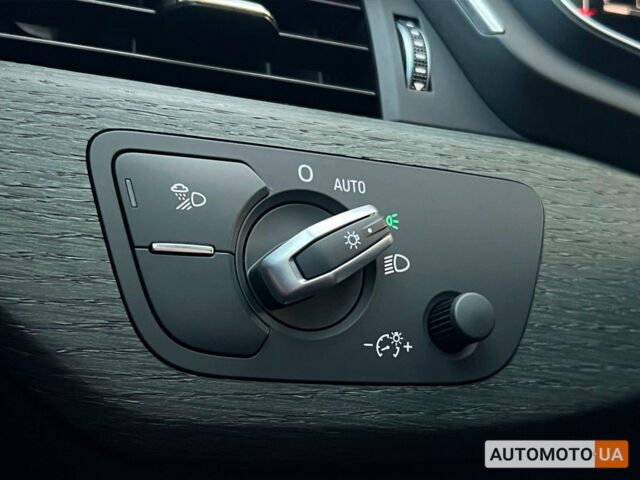 Сірий Ауді А4, об'ємом двигуна 2 л та пробігом 10 тис. км за 35800 $, фото 20 на Automoto.ua