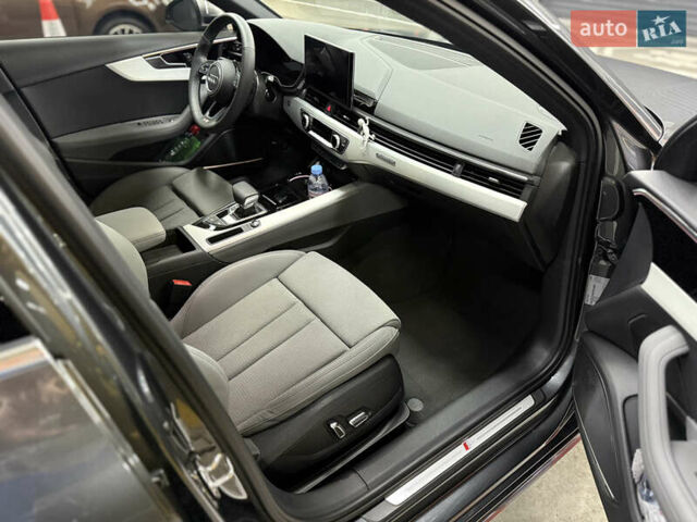 Серый Ауди А4, объемом двигателя 1.98 л и пробегом 26 тыс. км за 55500 $, фото 37 на Automoto.ua