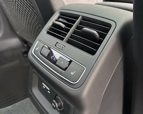 Серый Ауди А4, объемом двигателя 2 л и пробегом 29 тыс. км за 36900 $, фото 58 на Automoto.ua