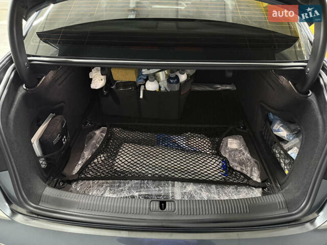 Серый Ауди А4, объемом двигателя 1.98 л и пробегом 26 тыс. км за 55500 $, фото 32 на Automoto.ua