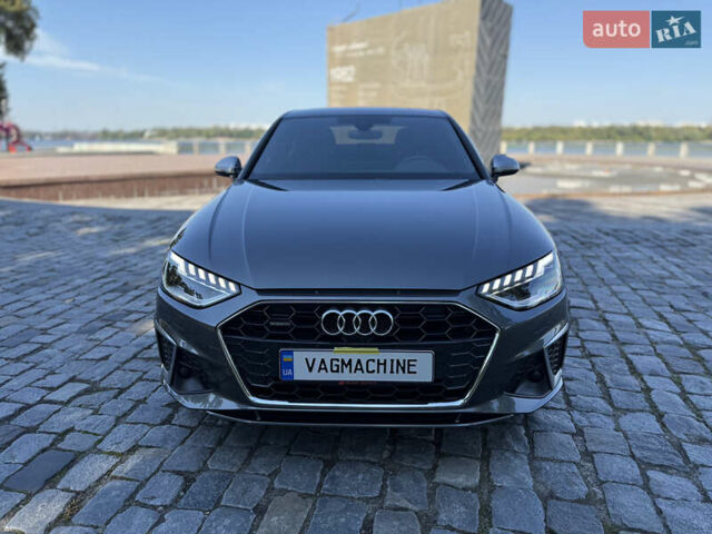 Серый Ауди А4, объемом двигателя 1.98 л и пробегом 26 тыс. км за 55500 $, фото 12 на Automoto.ua