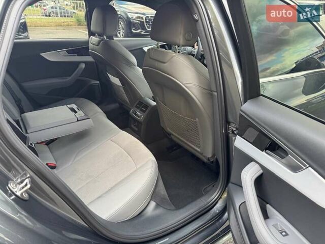 Ауди А4 2023 в Киеве на Automoto.ua Серый Ауди А4, объемом двигателя 2 л и пробегом 28 тыс. км за 54000 $, фото 78 на Automoto.ua