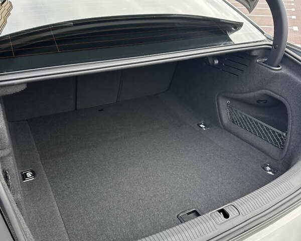 Серый Ауди А4, объемом двигателя 2 л и пробегом 29 тыс. км за 36900 $, фото 62 на Automoto.ua