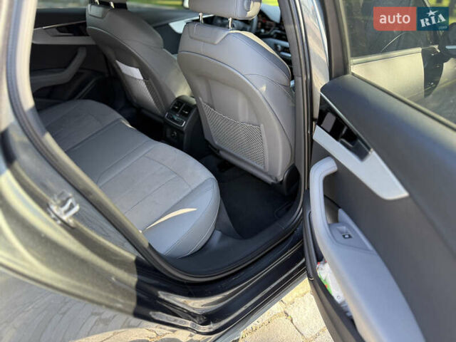 Серый Ауди А4, объемом двигателя 1.98 л и пробегом 26 тыс. км за 55500 $, фото 73 на Automoto.ua