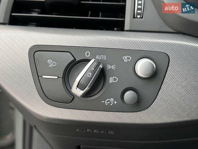 Серый Ауди А4, объемом двигателя 2 л и пробегом 29 тыс. км за 36900 $, фото 41 на Automoto.ua