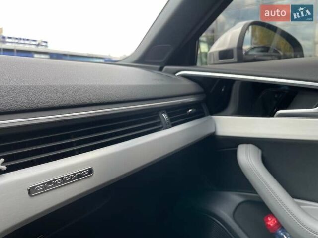 Ауди А4 2023 в Киеве на Automoto.ua Серый Ауди А4, объемом двигателя 2 л и пробегом 28 тыс. км за 54000 $, фото 69 на Automoto.ua