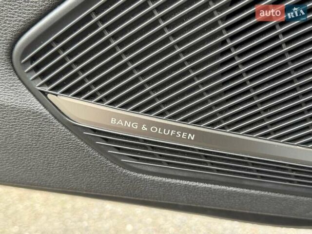 Ауди А4 2023 в Киеве на Automoto.ua Серый Ауди А4, объемом двигателя 2 л и пробегом 28 тыс. км за 54000 $, фото 28 на Automoto.ua