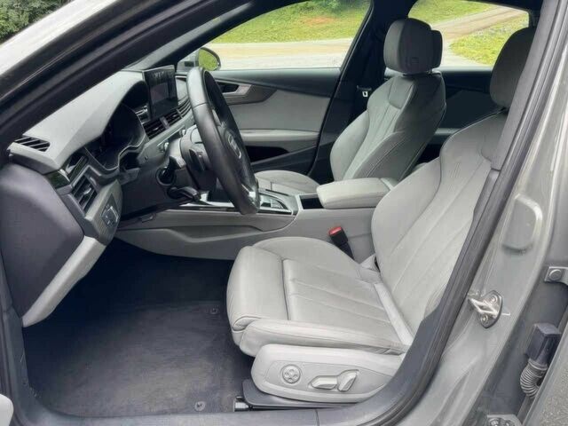 Ауди А4 2023 в Одессе на Automoto.ua Серый Ауди А4, объемом двигателя 2 л и пробегом 24 тыс. км за 12500 $, фото 8 на Automoto.ua