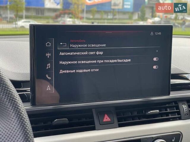 Ауди А4 2023 в Киеве на Automoto.ua Серый Ауди А4, объемом двигателя 2 л и пробегом 28 тыс. км за 54000 $, фото 58 на Automoto.ua