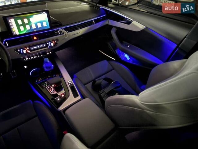 Ауди А4 2023 в Киеве на Automoto.ua Серый Ауди А4, объемом двигателя 2 л и пробегом 28 тыс. км за 54000 $, фото 96 на Automoto.ua