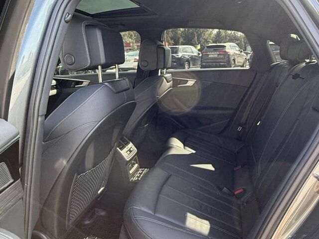 Серый Ауди А4, объемом двигателя 2 л и пробегом 46 тыс. км за 35500 $, фото 6 на Automoto.ua