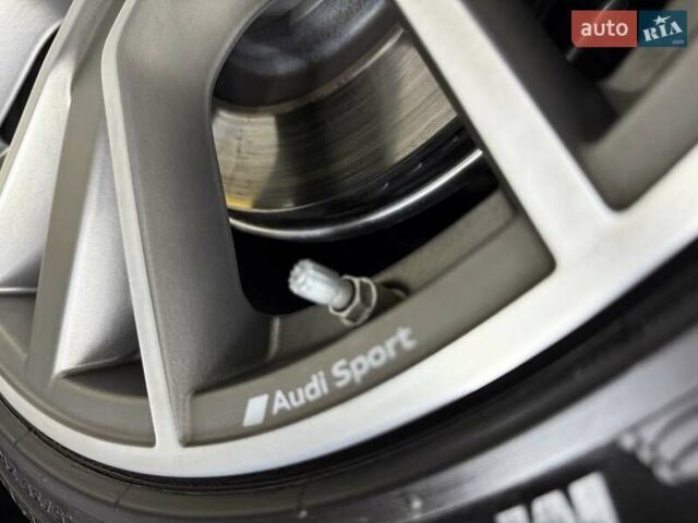 Ауди А4 2023 в Киеве на Automoto.ua Серый Ауди А4, объемом двигателя 2 л и пробегом 28 тыс. км за 54000 $, фото 95 на Automoto.ua