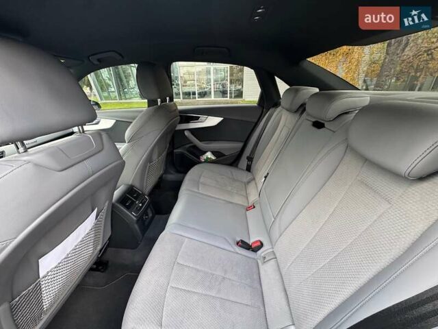 Ауди А4 2023 в Киеве на Automoto.ua Серый Ауди А4, объемом двигателя 2 л и пробегом 28 тыс. км за 54000 $, фото 72 на Automoto.ua