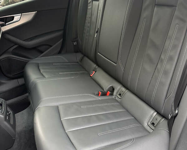 Серый Ауди А4, объемом двигателя 2 л и пробегом 29 тыс. км за 36900 $, фото 61 на Automoto.ua