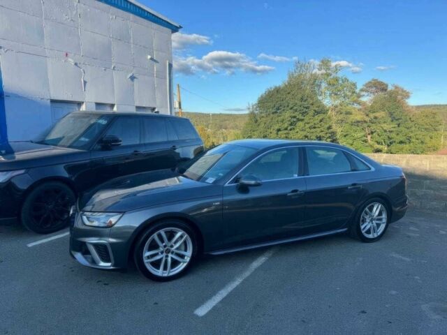 Серый Ауди А4, объемом двигателя 2 л и пробегом 24 тыс. км за 8900 $, фото 4 на Automoto.ua