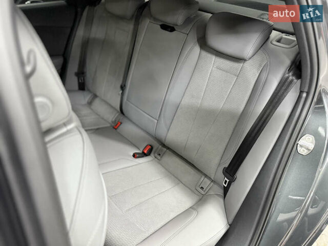 Серый Ауди А4, объемом двигателя 1.98 л и пробегом 26 тыс. км за 55500 $, фото 34 на Automoto.ua