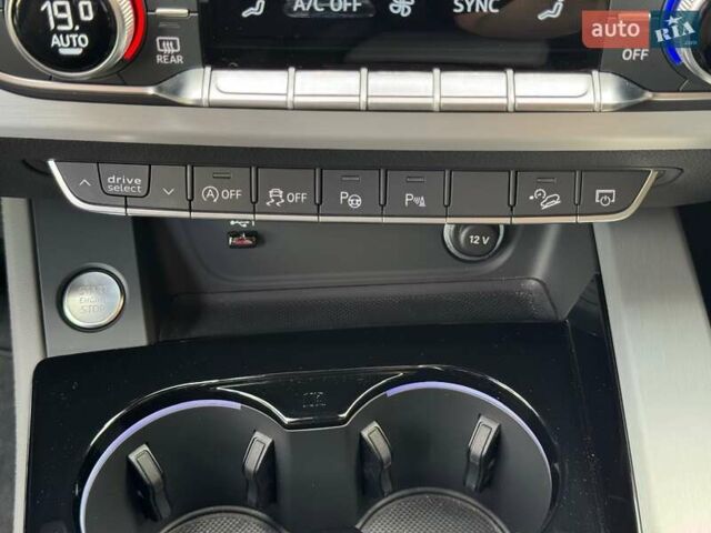 Ауди А4 2023 в Киеве на Automoto.ua Серый Ауди А4, объемом двигателя 2 л и пробегом 28 тыс. км за 54000 $, фото 44 на Automoto.ua