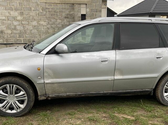 Сірий Ауді А4, об'ємом двигуна 0 л та пробігом 370 тис. км за 1000 $, фото 4 на Automoto.ua