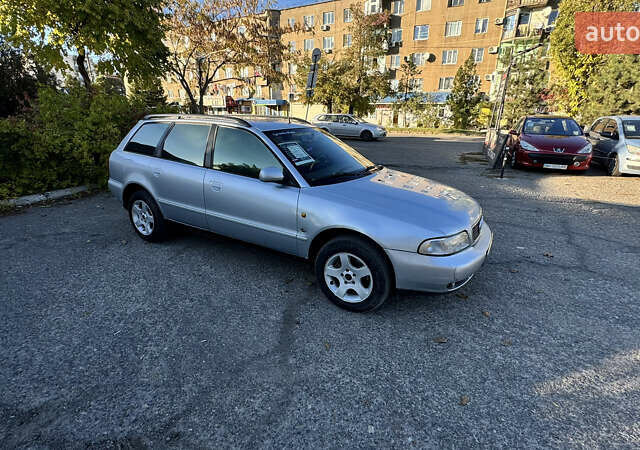 Серый Ауди А4, объемом двигателя 1.9 л и пробегом 415 тыс. км за 3199 $, фото 6 на Automoto.ua